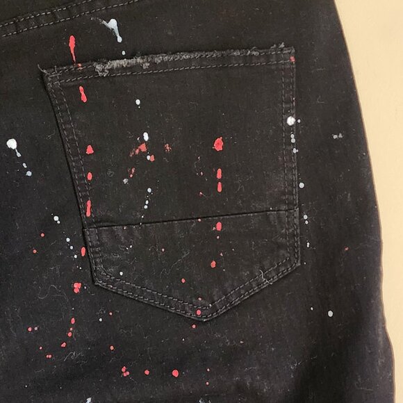Waimea Men's Distressed Black Red Patch Paint Splatter Jeans Shorts Size 36 NWT - Picture 6 of 11